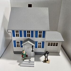 Sinatra House #6351 Train Christmas Village O-O27 Scale Original Box